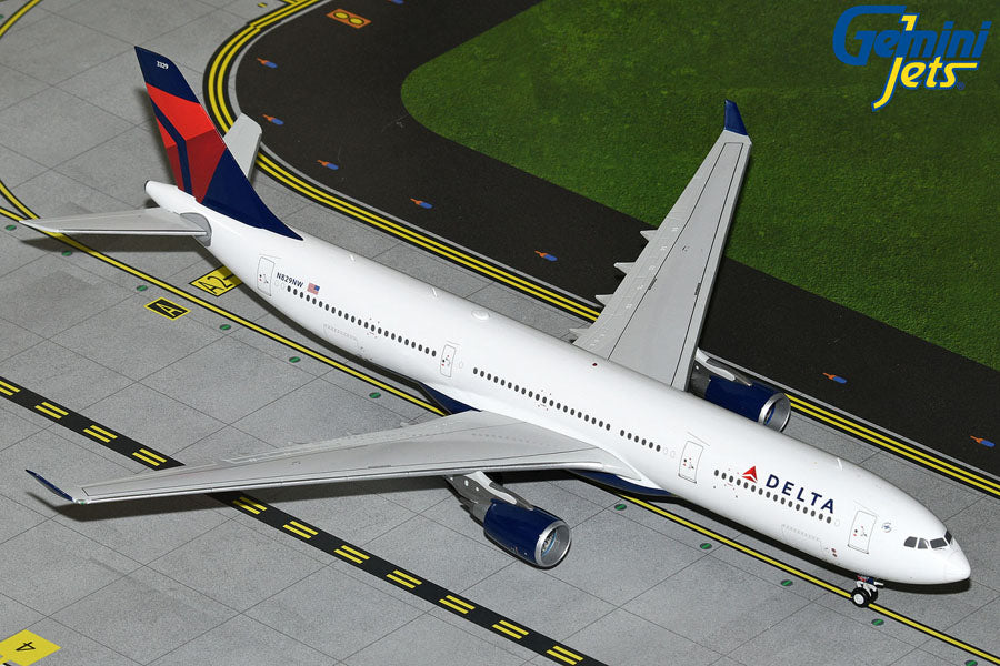 1/200 Delta Air Lines A330-300 N829NW