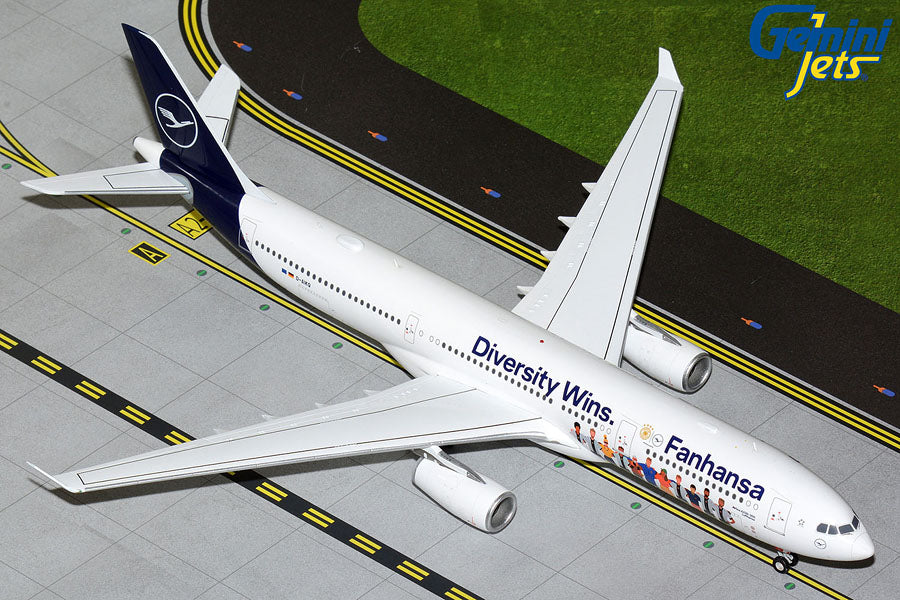 1/200 A330-300 Lufthansa D-AIKQ "Fanhansa Diversity Wins"