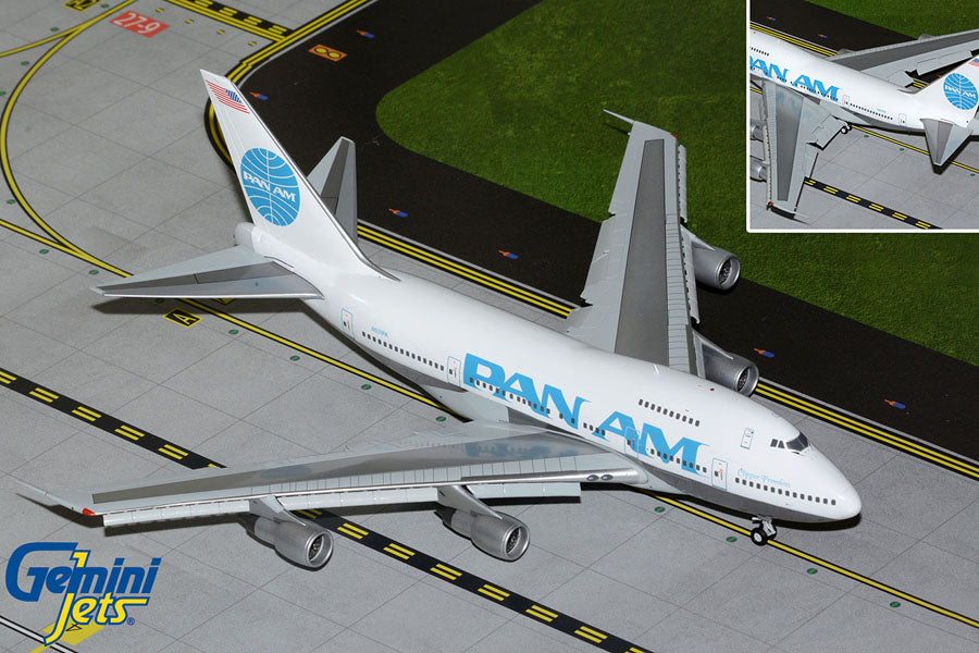 1/200 Pan American World Airways B747-SP N531PA Billboard Titles Flaps Down