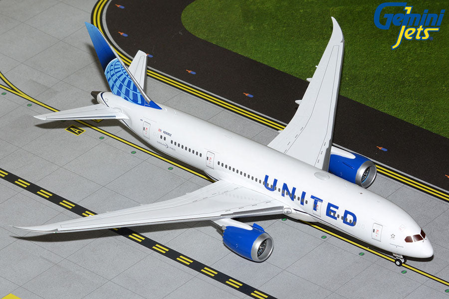 1/200 United B787-8 N29602