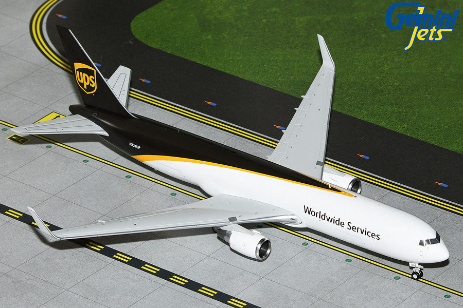 1/200 B767-300ERF UPS Airlines N324UP