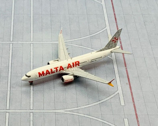 1/400 Malta Air B737 MAX 200 9H-VUC