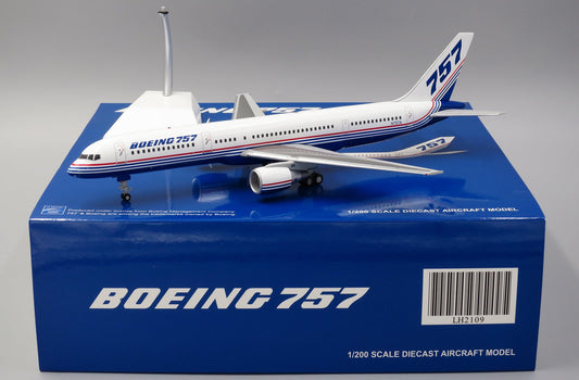 1/200 House Color B757-200 N757A