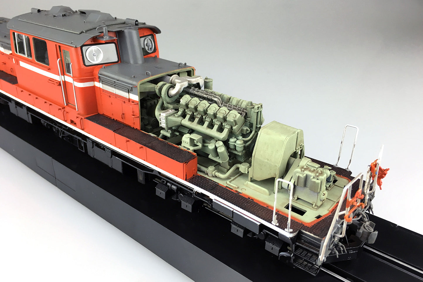 1/45 Diesel Locomotive DD51 Standard Type