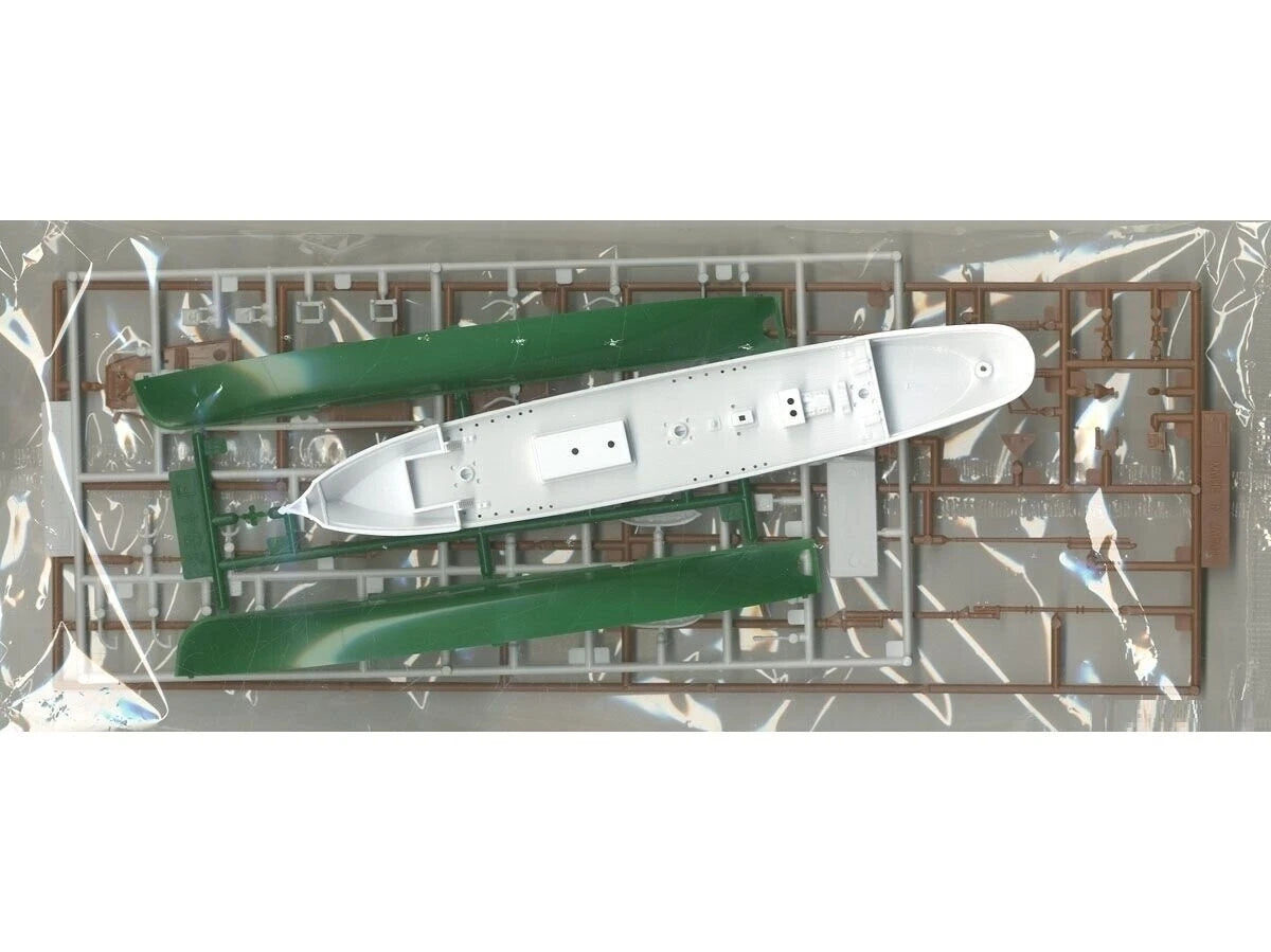 1/350 3-Mast Full-Rigged Ship DANMARK