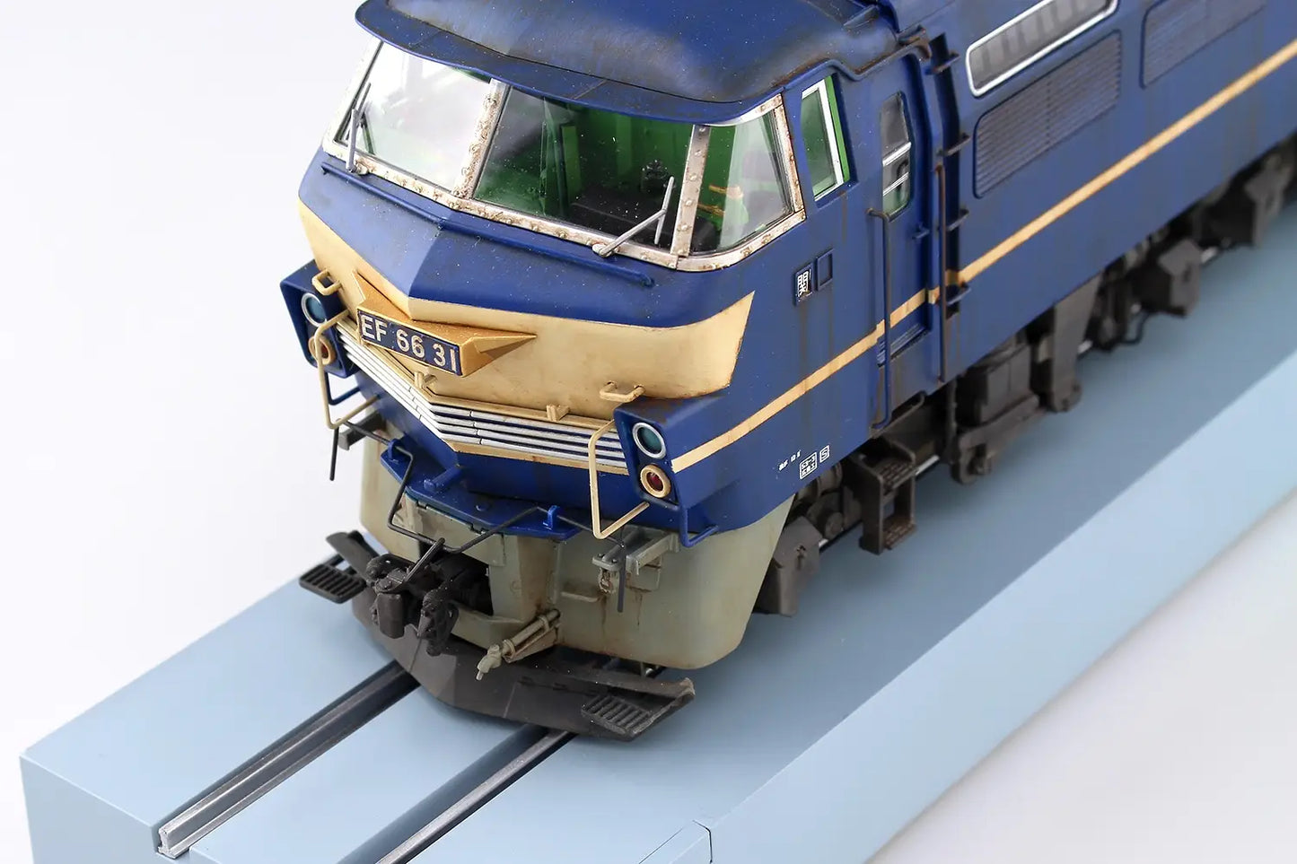 1/45 Japanese National Railways Electric Locomotive Series EF66 Late Model