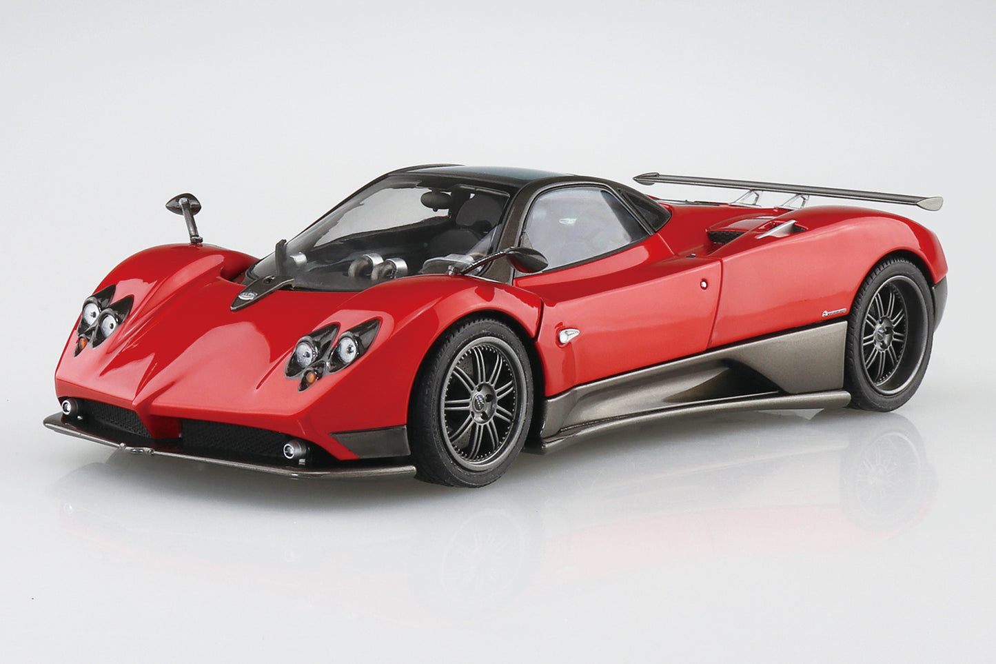 1/24 05 PAGANI Zonda F