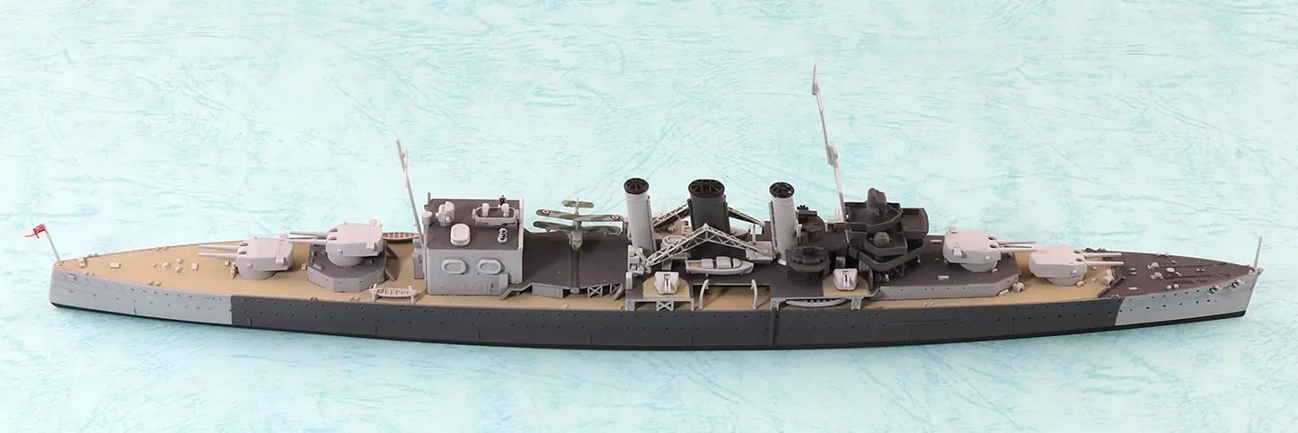1/700 BRITISH HEAVY CRUISER CORNWALL STD
