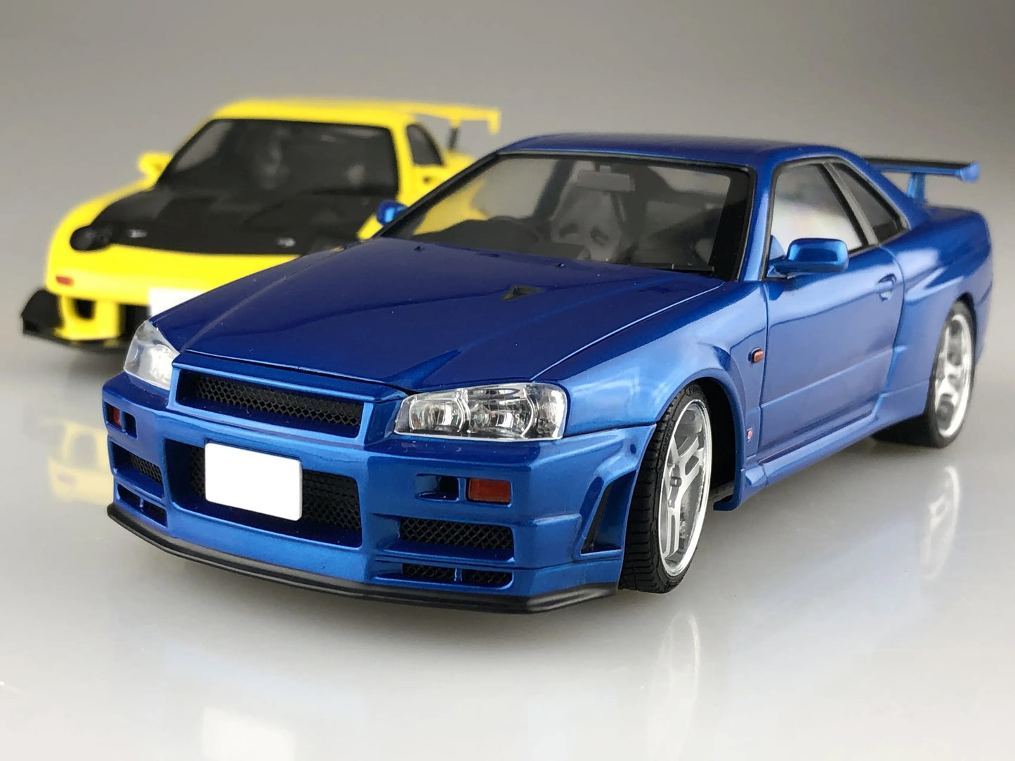 1/24 Initial-D HOSHINO KOZO BNR34 SKYLINE GT-R