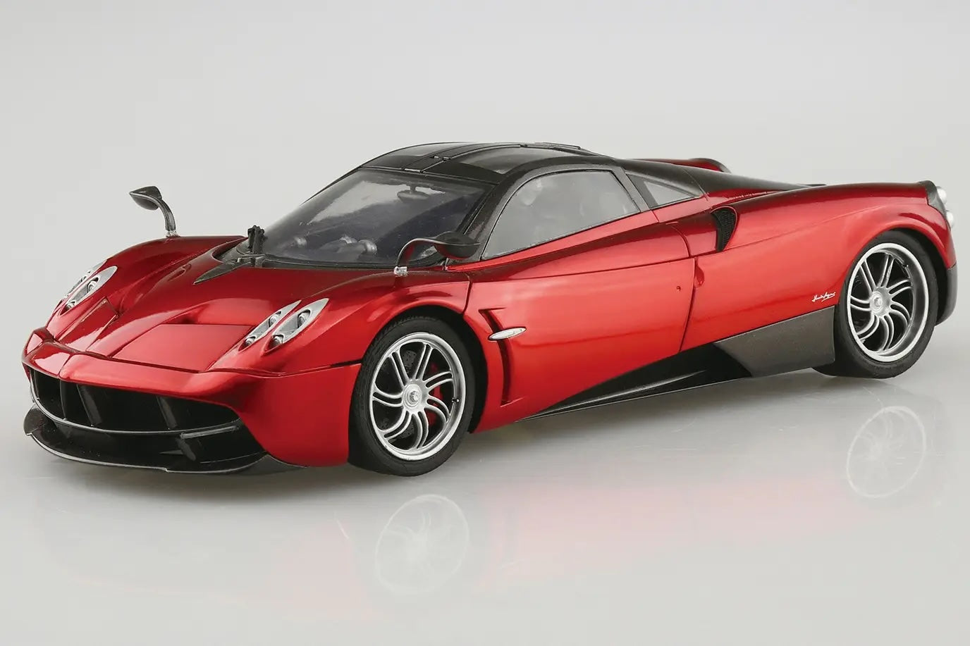 1/24 PAGANI HUAYRA '12