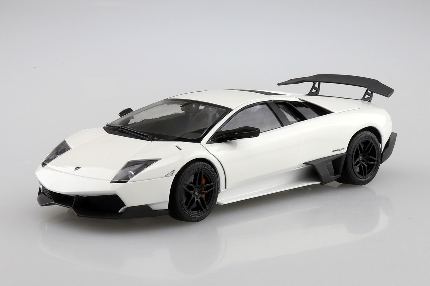 1/24 LAMBORGHINI MURCIÉLAGO LP670-4 SV '09