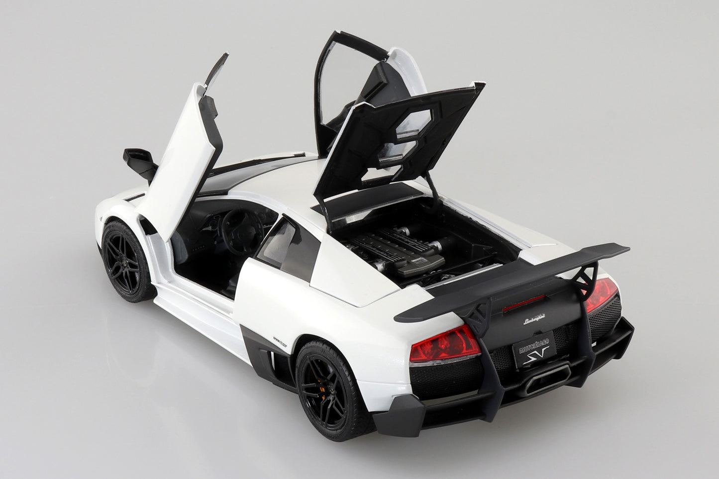 1/24 LAMBORGHINI MURCIÉLAGO LP670-4 SV '09