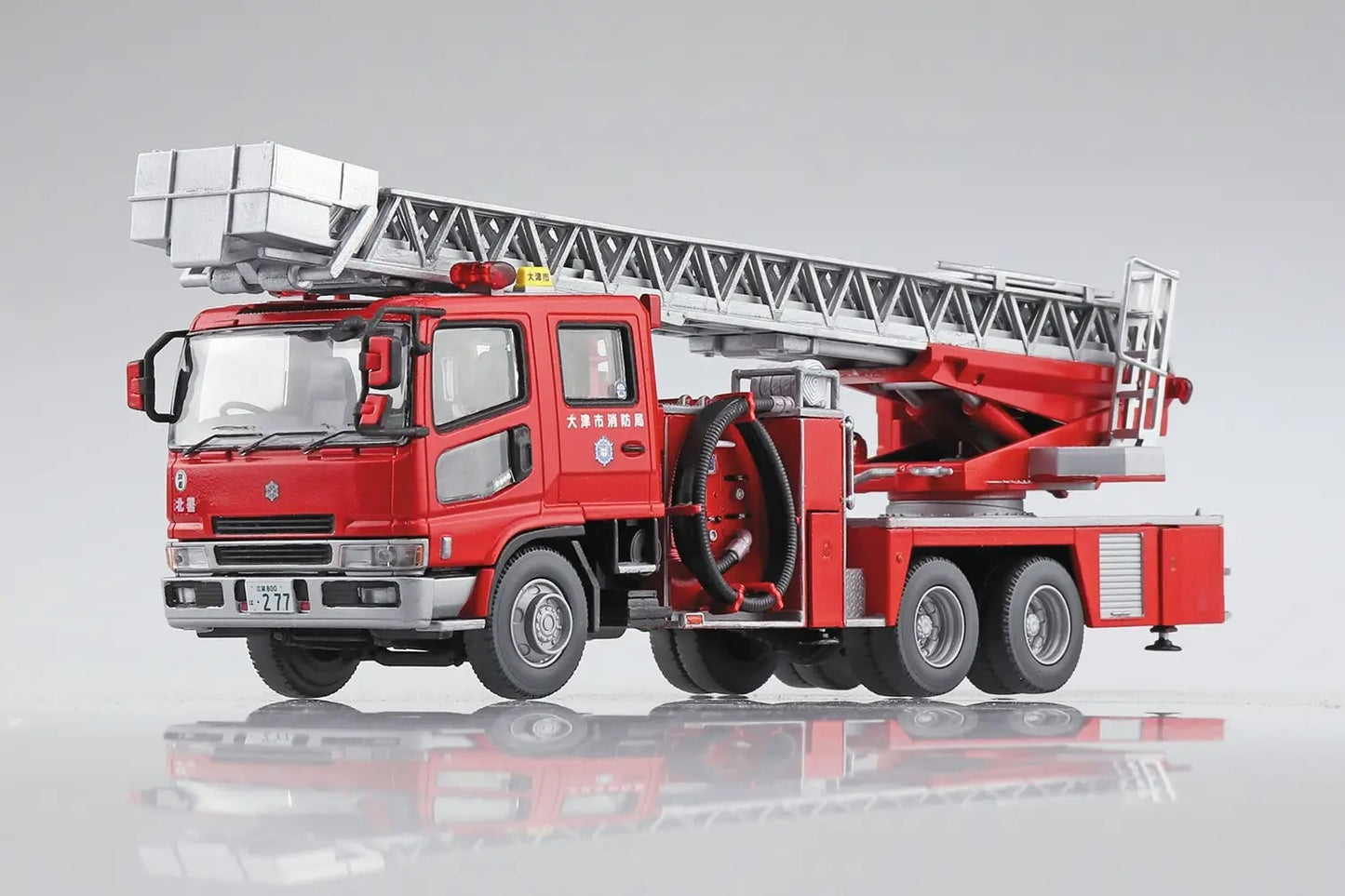1/72 FIRE LADDER TRUCK OTSU MUNICIPAL FIRE DEPARTMENT Kita-Hashigo 1