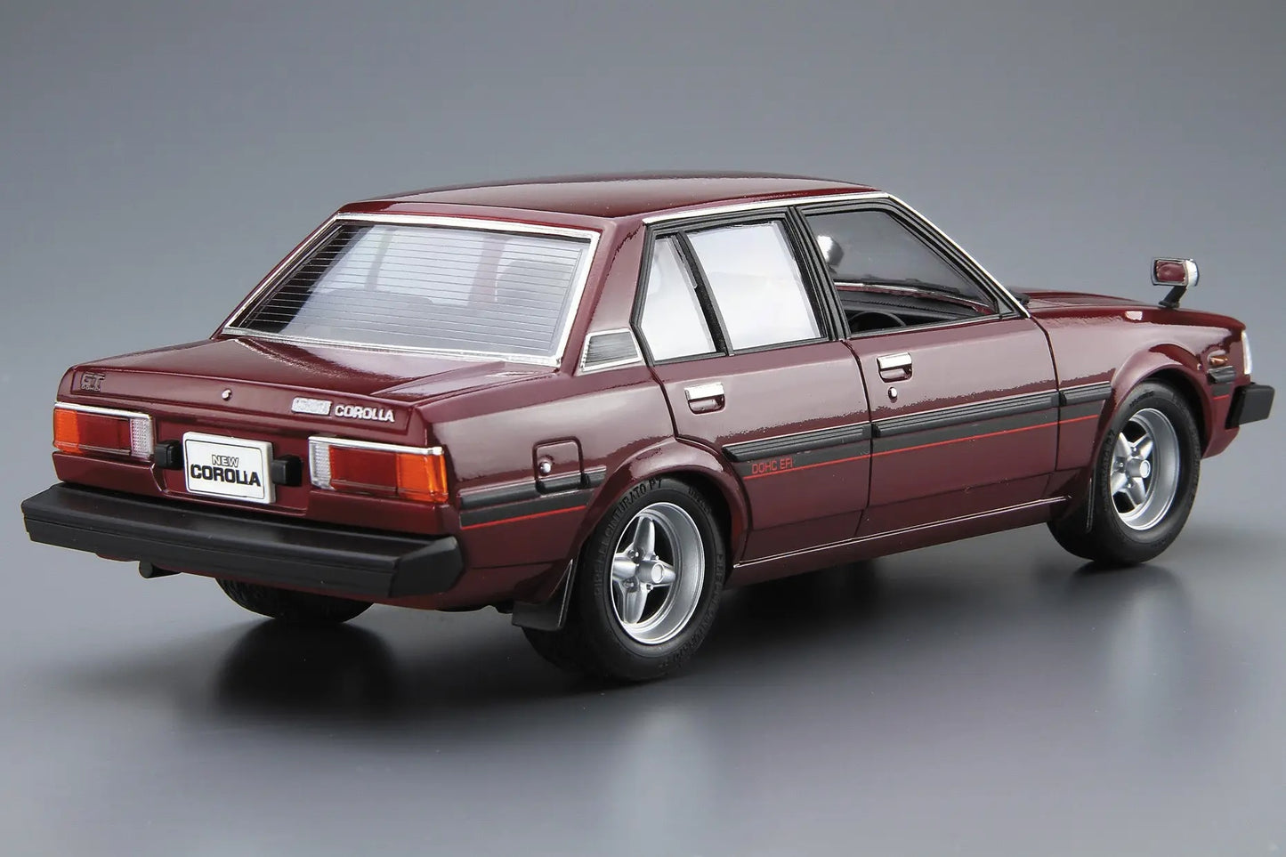 1/24 TOYOTA E71/70 COROLLA Sedan GT/DX '79