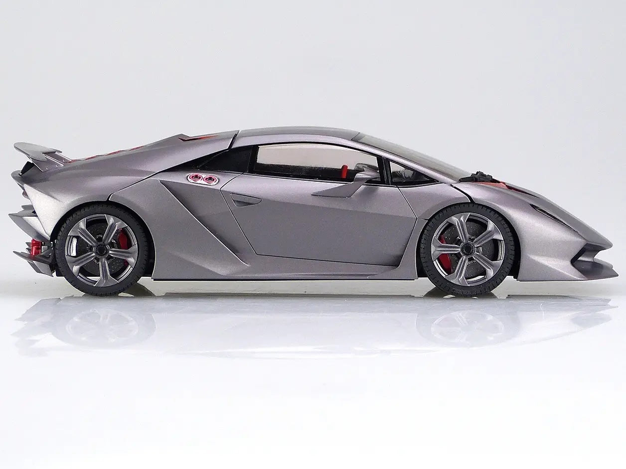 1/24 LAMBORGHINI SESTO ELEMENTO '10