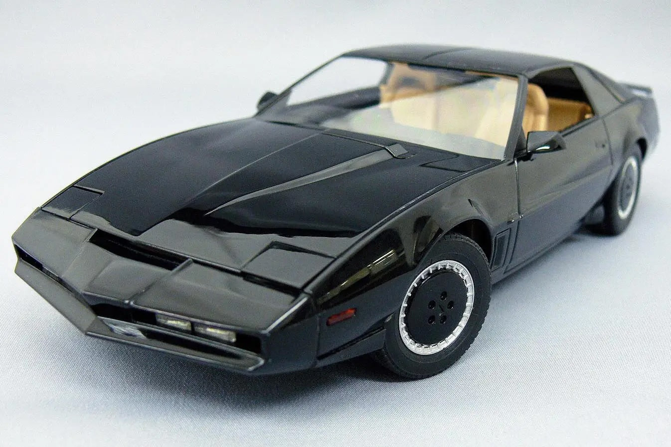 1/24 KNIGHT RIDER KNIGHT 2000 K.I.T.T. SEASON III