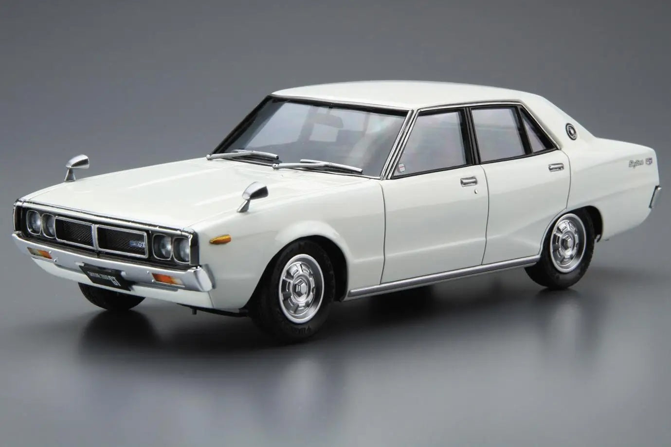 1/24 Ken & Mary NISSAN GC110 SKYLINE 2000GT '72