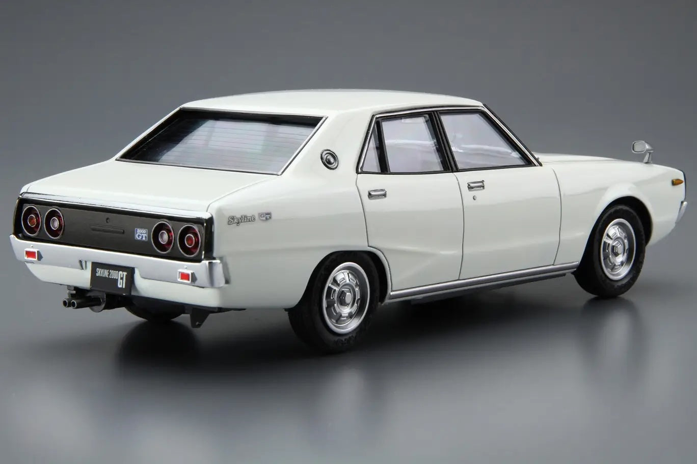 1/24 Ken & Mary NISSAN GC110 SKYLINE 2000GT '72