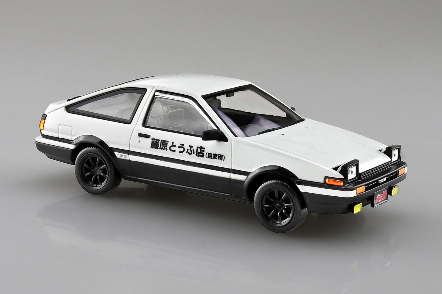 1/32 SNAP INITIAL-D TAKUMIâ€™S HACHIROKU