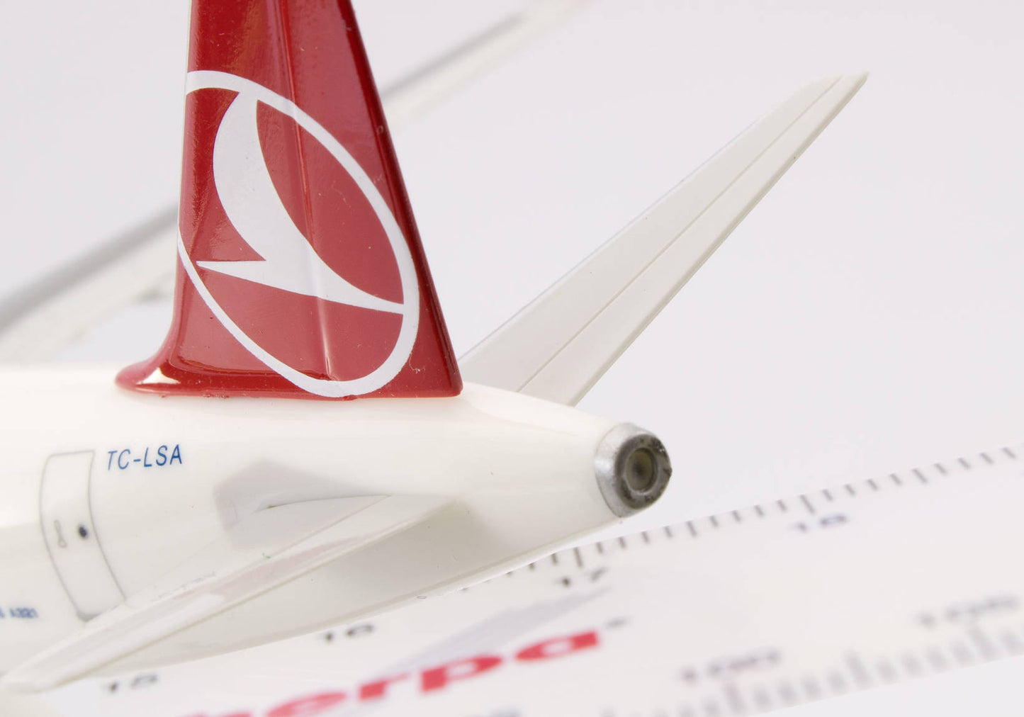 1/500 Turkish Airlines Airbus A321neo TC-LPU
