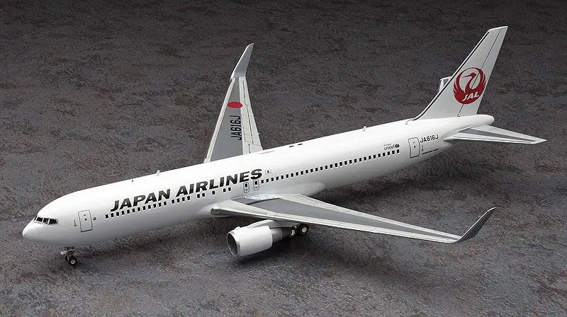 1/200 JAPAN AIRLINES  BOEING 767-300ER with WINGLET