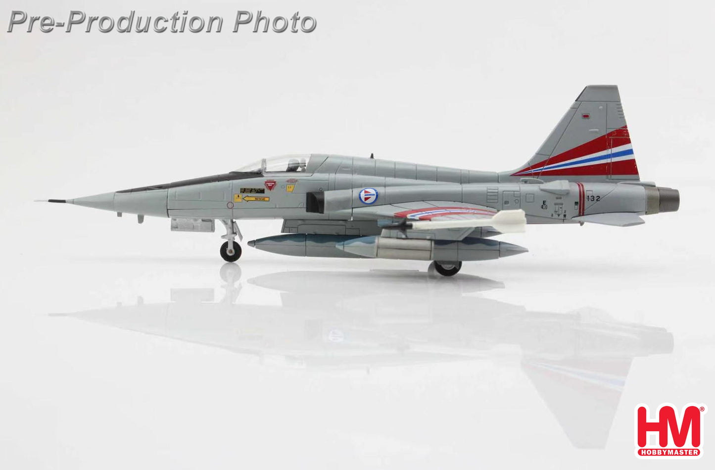 1/72 F-5A "RNoAF 50th Anniversary" 132 Leeuwarden AB 1994