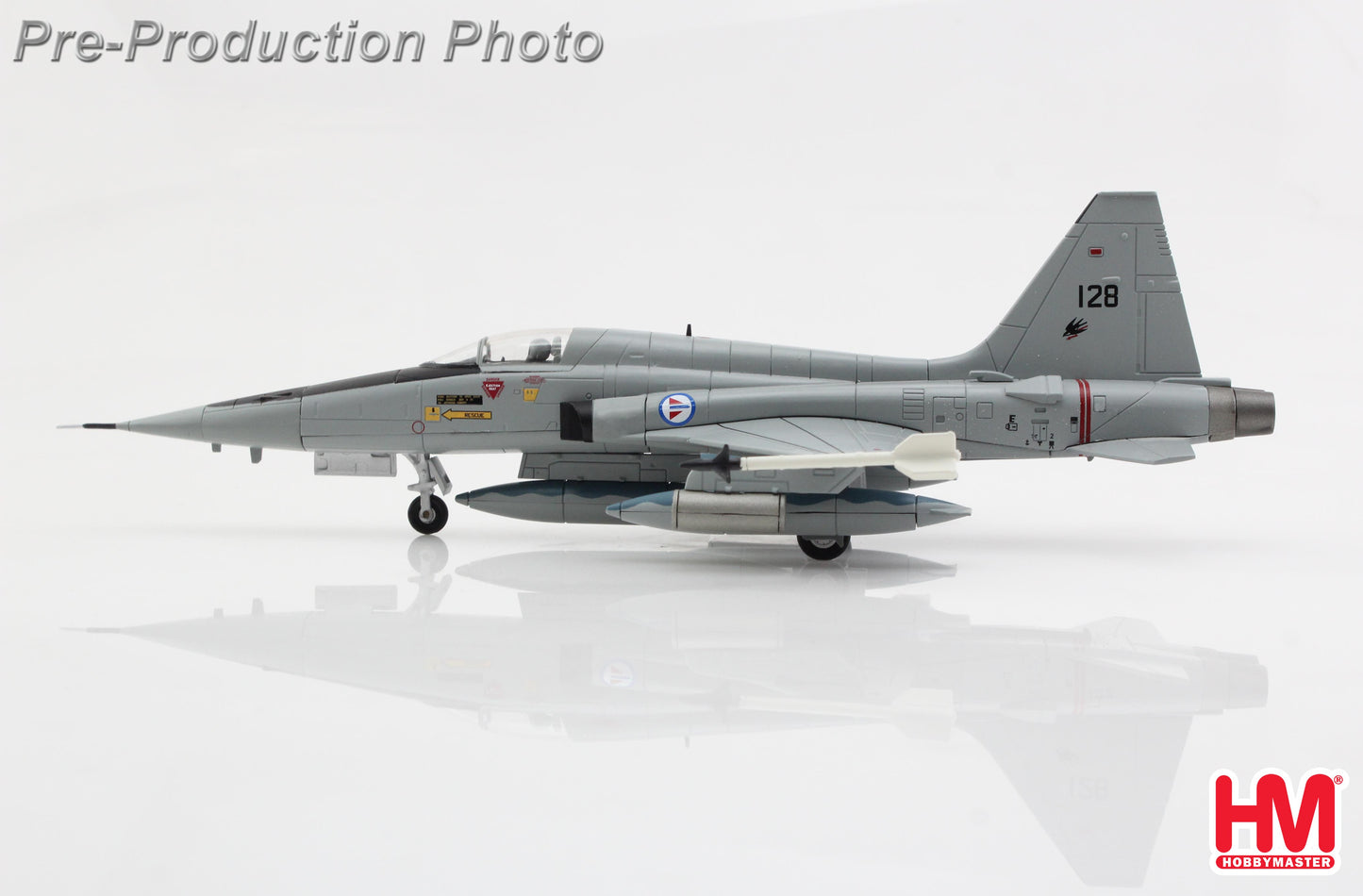 1/72 F-5A RNoAF 128 336 Squadron February 1998