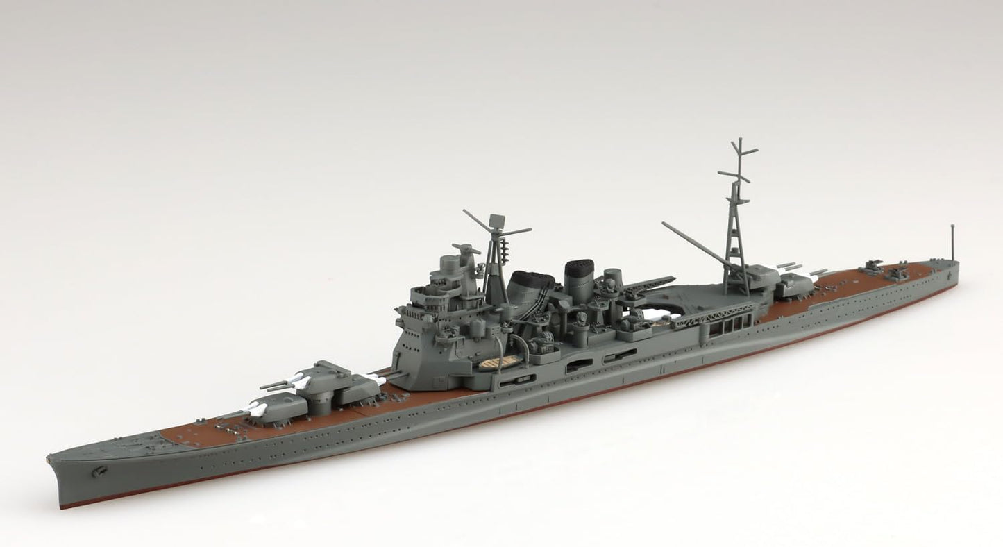 1/700 JAPANESE NAVY HEAVY CRUISER TAKAO
