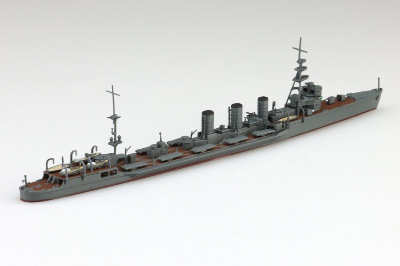 1/700 JAPANESE NAVY LIGHT CRUISER OI