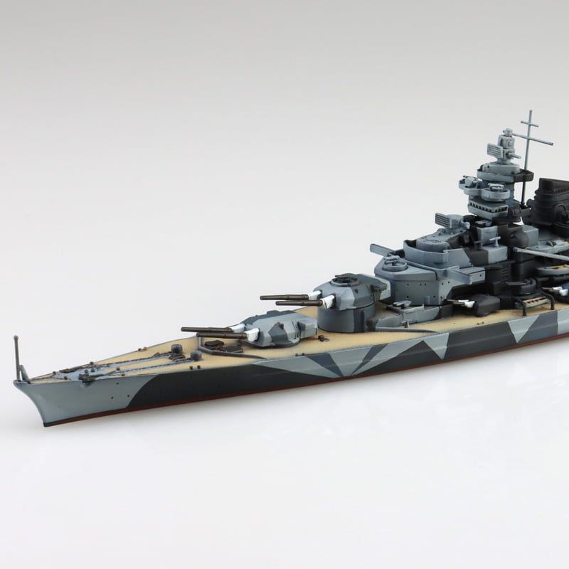 1/700 GERMAN BATTLESHIP TIRPITZ
