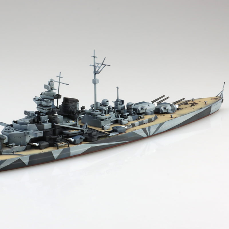 1/700 GERMAN BATTLESHIP TIRPITZ