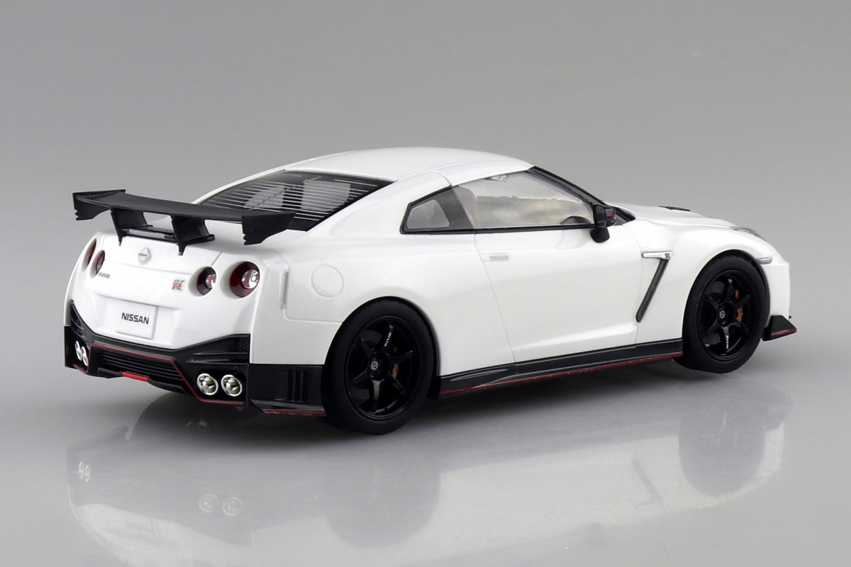 1/24 SNAP R35 NISSAN GT-R Nismo 2017 Brilliant White Pearl