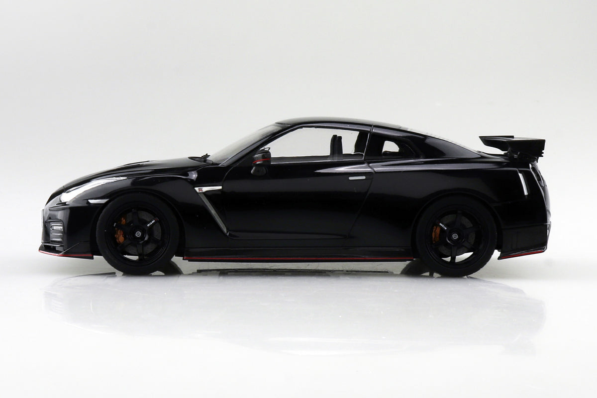 1/24 SNAP R35 NISSAN GT-R Nismo 2017 Meteor Flake Black Pearl