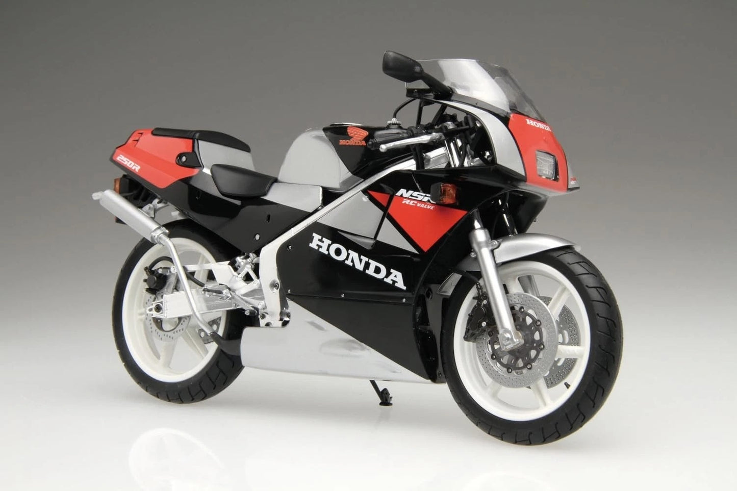 1/12 HONDA MC18 NSR250R '89