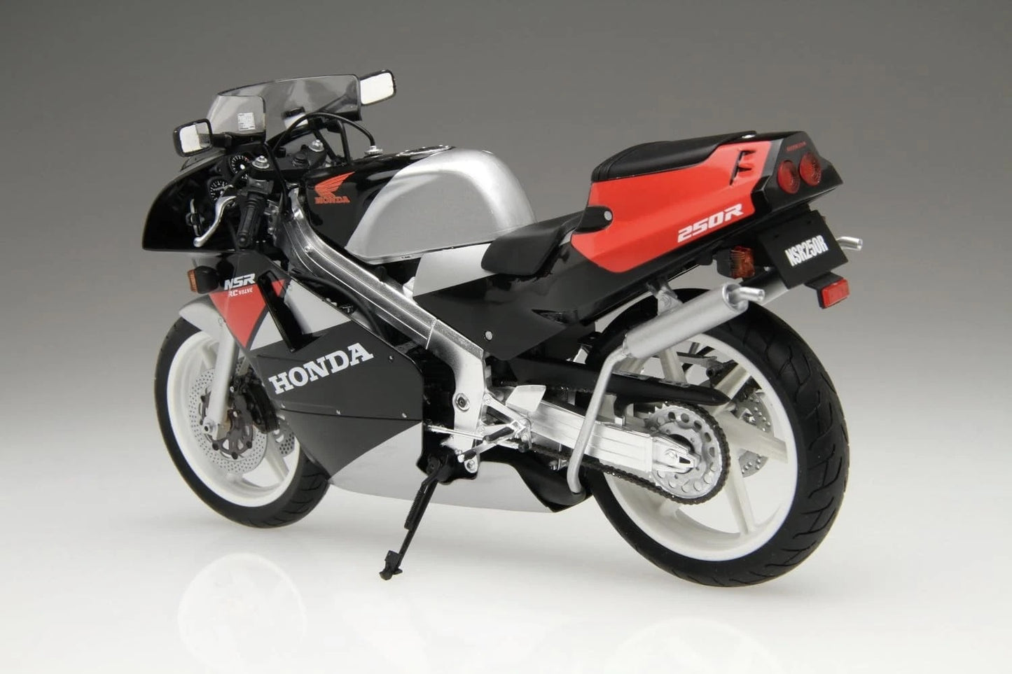 1/12 HONDA MC18 NSR250R '89