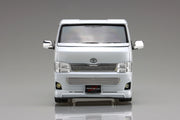 1/24 SILK BLAZE TOYOTA TRH200V HIACE Ver III '10