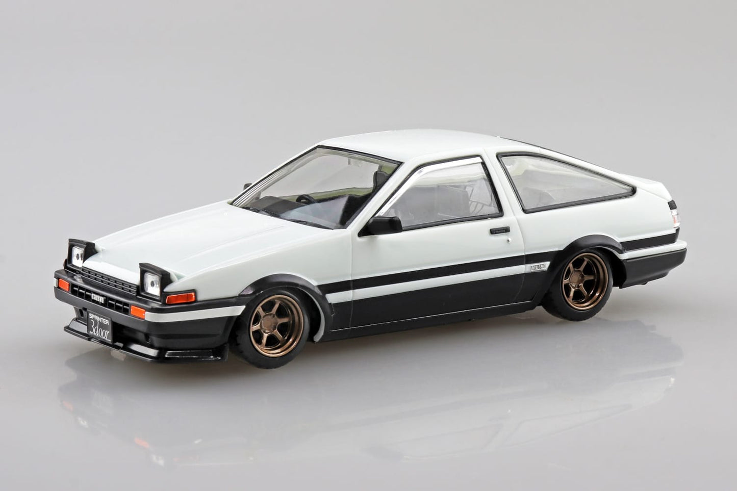 1/32 SNAP TOYOTA Sprinter Trueno Custom Wheel (High Tech Two-Tone)
