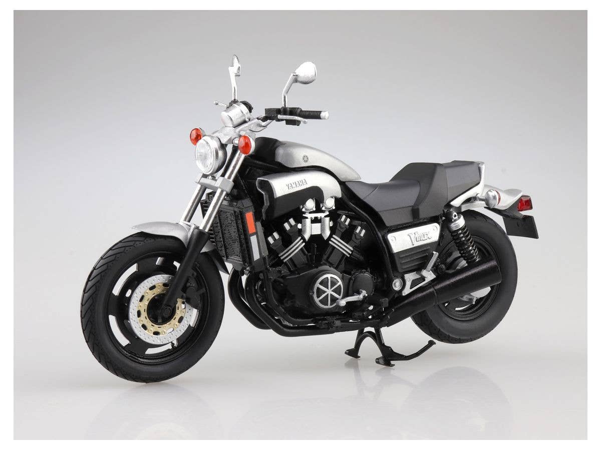 1/12 YAMAHA VMAX NEW SILVER DUST