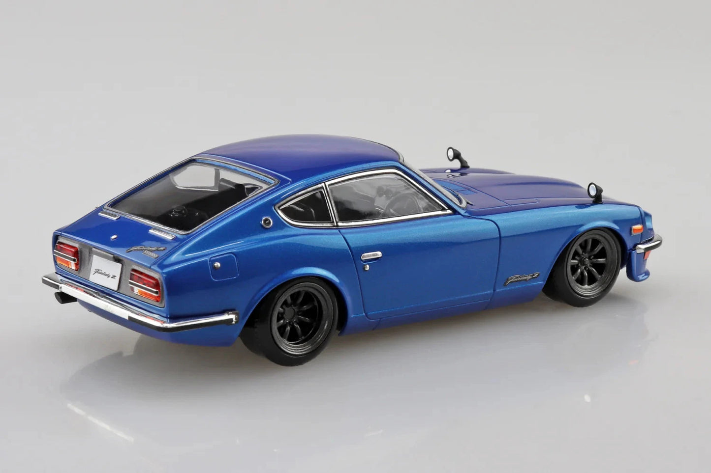 1/32 SNAP NISSAN S30 Fairlady Z Custom (Blue Metallic)