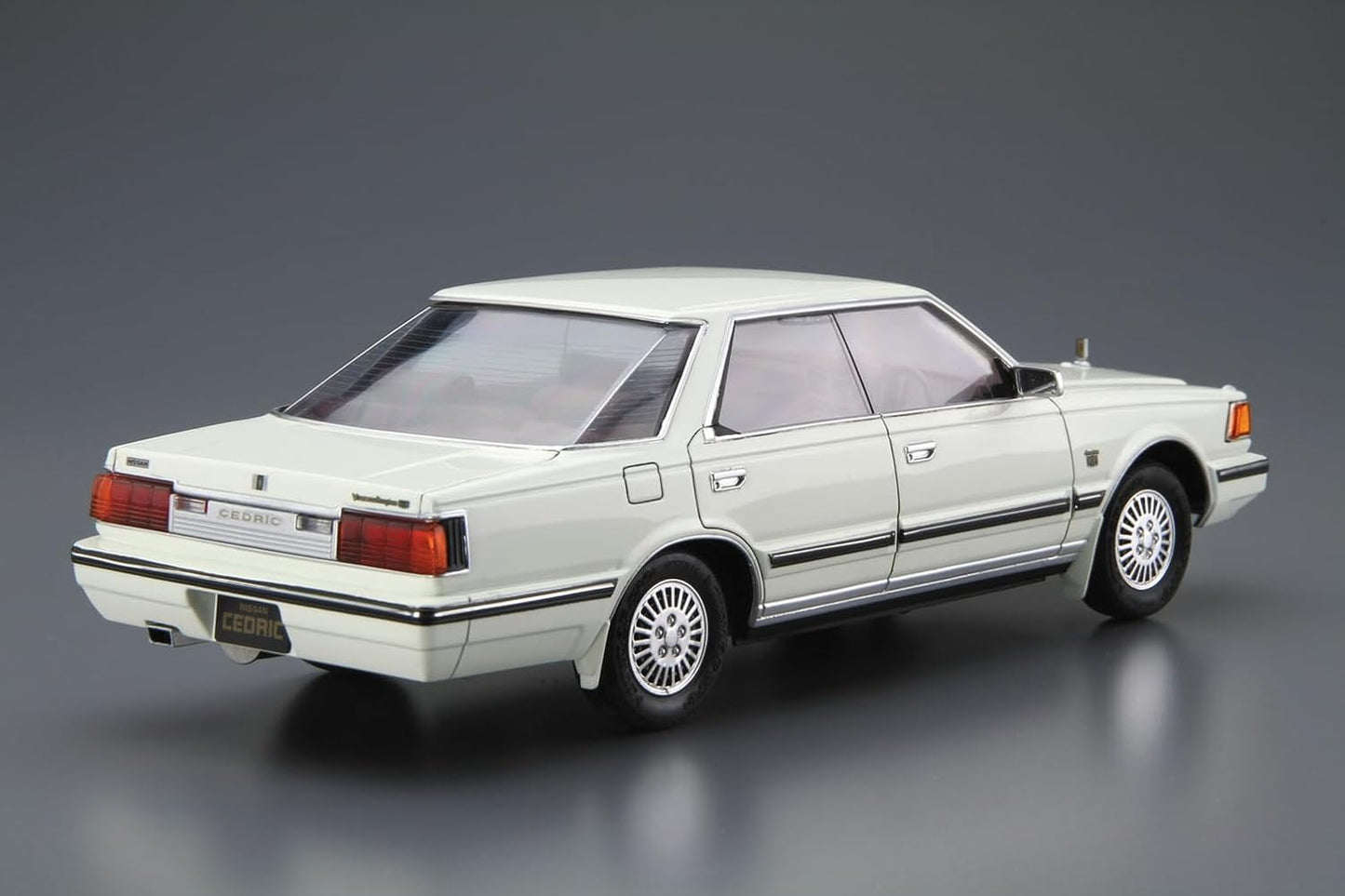 1/24 NISSAN Y30 Cedric/Gloria 4HT V30E Brougham VIP '83