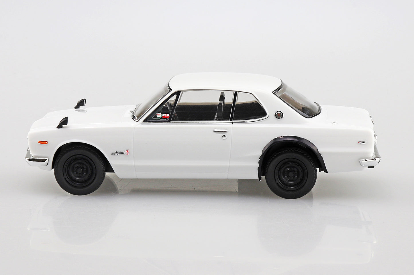 1/32 SNAP NISSAN C10 Skyline 2000GT-R (White)