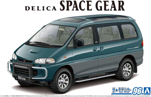 1/24 MITSUBISHI PE8W Delica Space Gear '96
