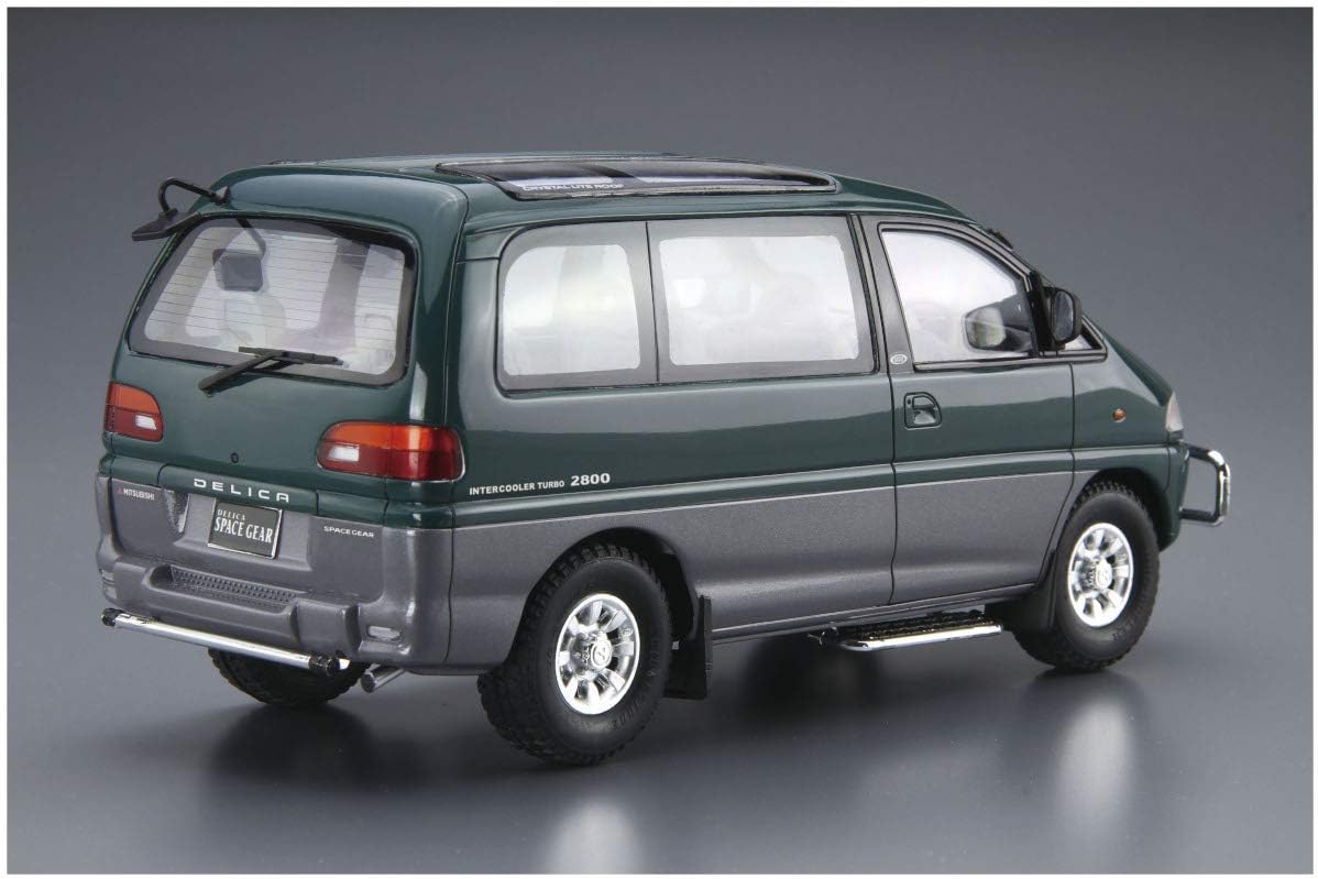 1/24 MITSUBISHI PE8W Delica Space Gear '96