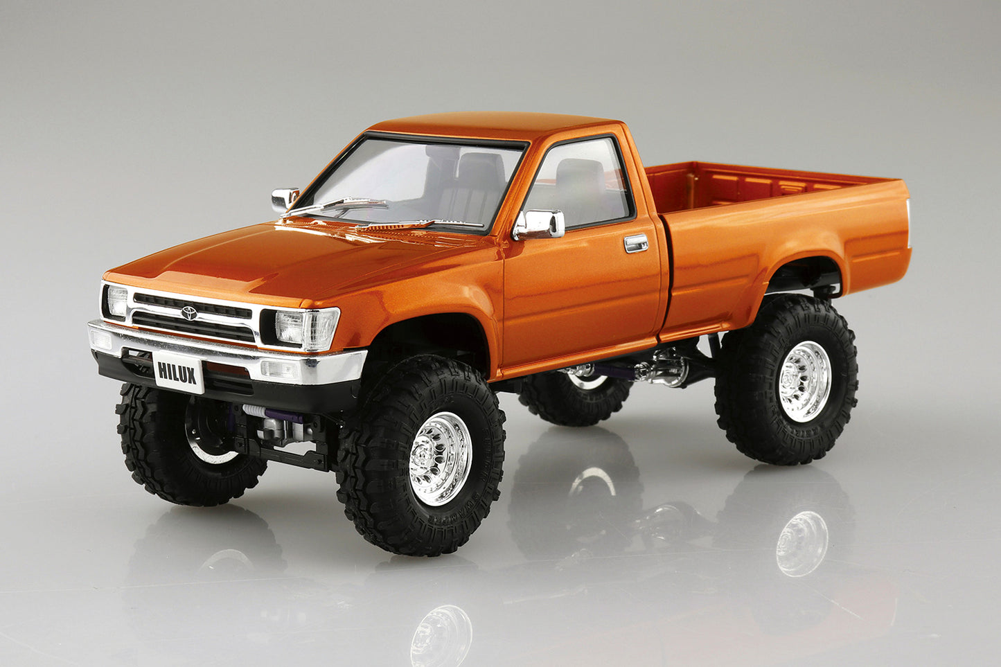 1/24 TOYOTA RN80 Hilux Longbed Liftup '95