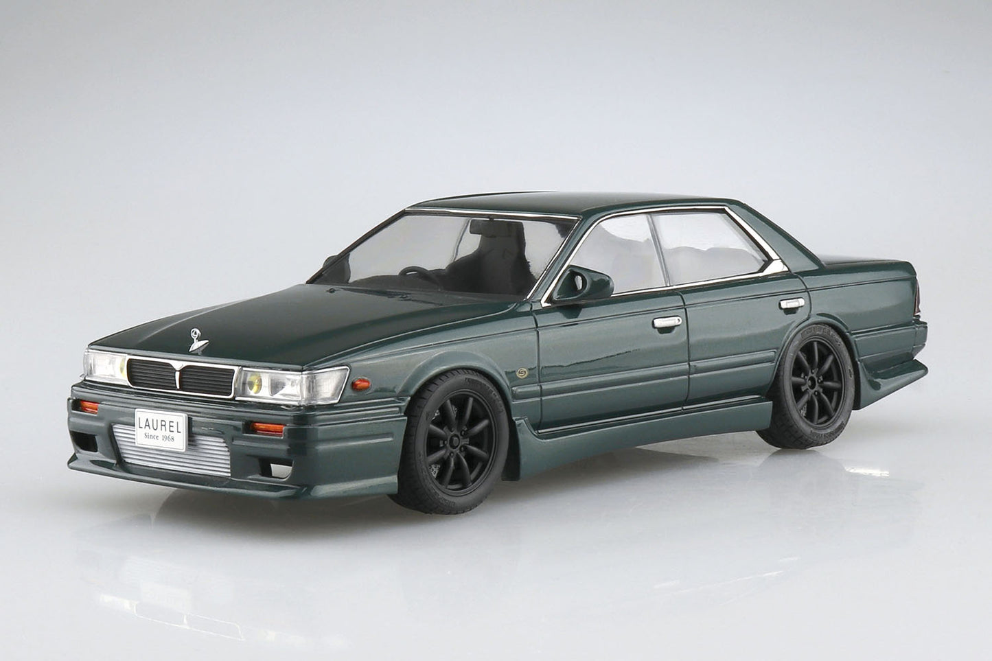 1/24 NISSAN C33 Laurel '91 Aero Custom