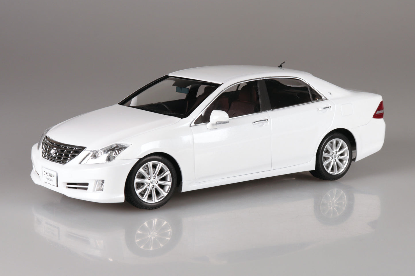 1/24 TOYOTA GRS202 Crown Royal Saloon '08/'10