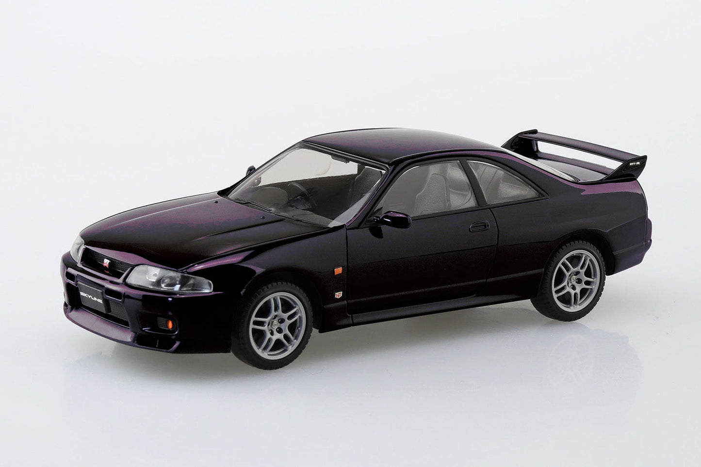 1/32 NISSAN R33 SKYLINE GT-R (MIDNIGHT PURPLE)