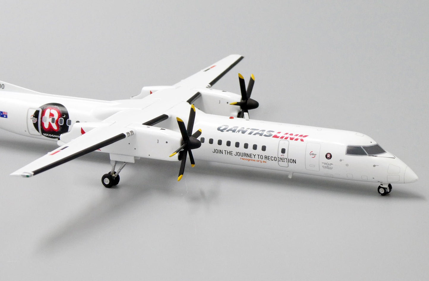 1/200 QantasLink Bombardier Dash 8-Q400 VH-LQM iRecognise.org.au Livery -