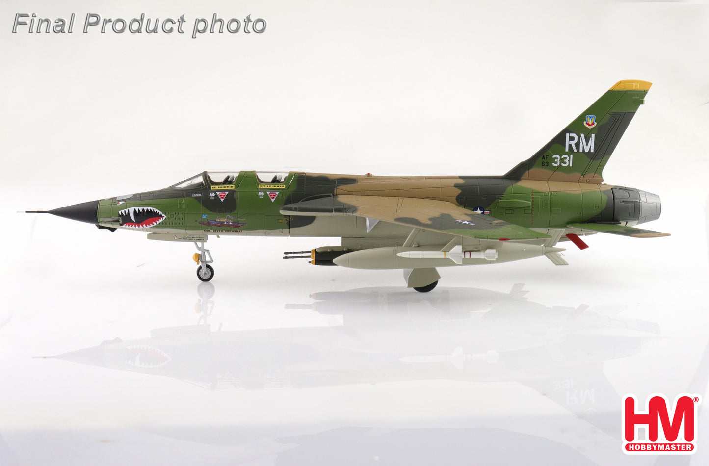 1/72Â F-105F "Red River Showboat" 63-8331 354 TFS/355 TFW Takhki RTAFB