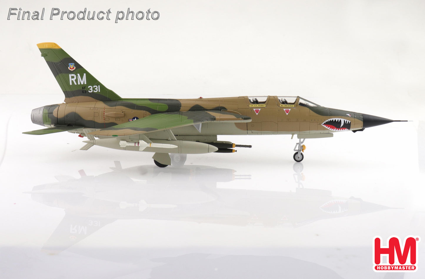 1/72Â F-105F "Red River Showboat" 63-8331 354 TFS/355 TFW Takhki RTAFB